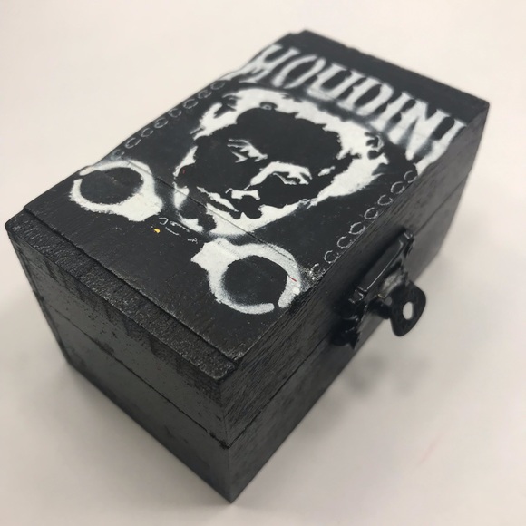 Harry Houdini Magician inspired distressed graffiti Rocker Box Mini - Picture 2 of 12